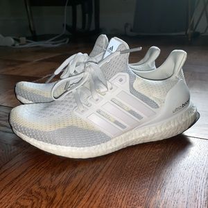 Adidas UltraBoost Sneakers